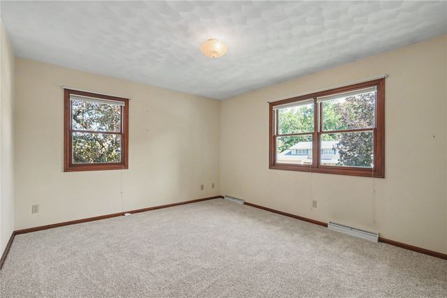 2851 27th Avenue, Marion, IA 52302