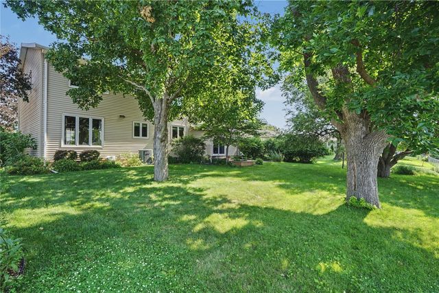 2851 27th Avenue, Marion, IA 52302