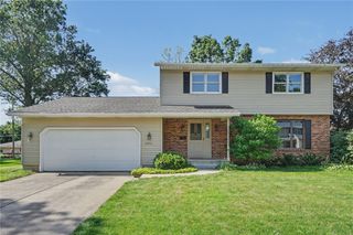 2851 27th Avenue, Marion, IA 52302