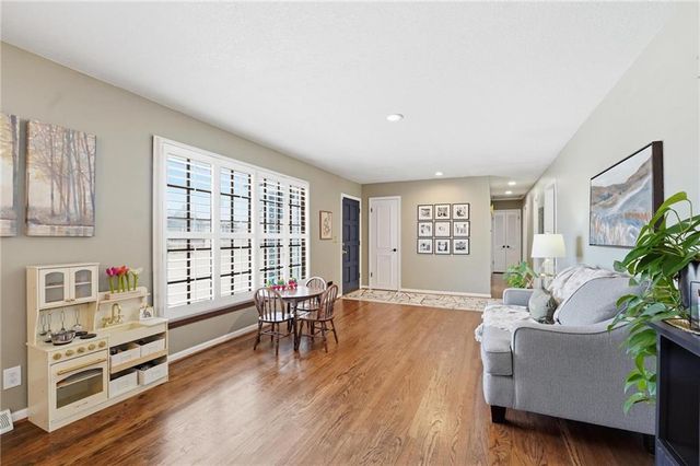 3513 W 47 Street, Roeland Park, KS 66205