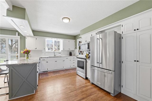 3513 W 47 Street, Roeland Park, KS 66205