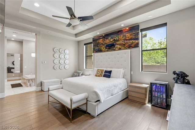 5 Crystal Tree Pass, Henderson, NV 89052
