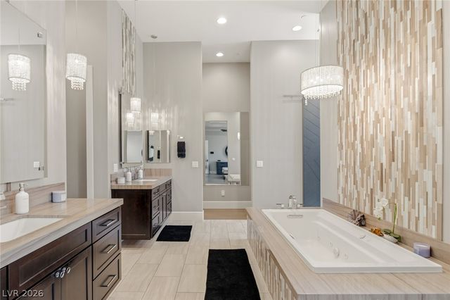 5 Crystal Tree Pass, Henderson, NV 89052