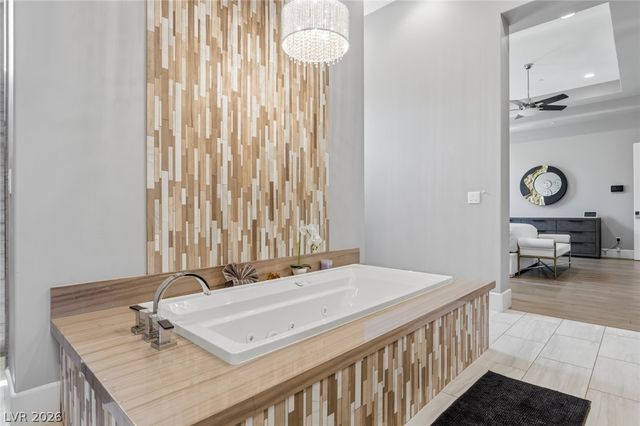 5 Crystal Tree Pass, Henderson, NV 89052