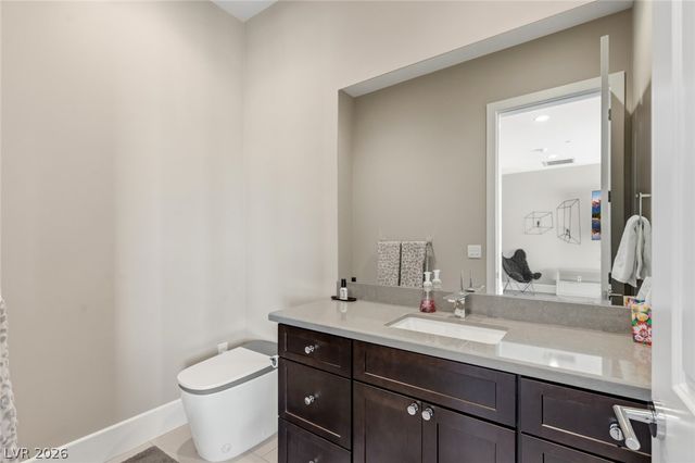 5 Crystal Tree Pass, Henderson, NV 89052