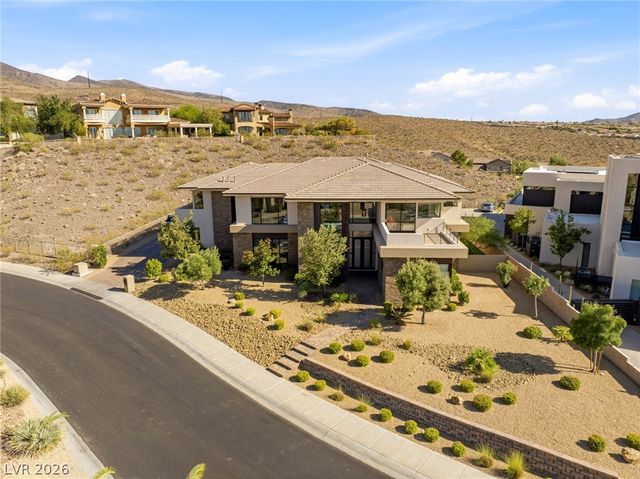 5 Crystal Tree Pass, Henderson, NV 89052