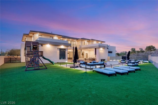 5 Crystal Tree Pass, Henderson, NV 89052