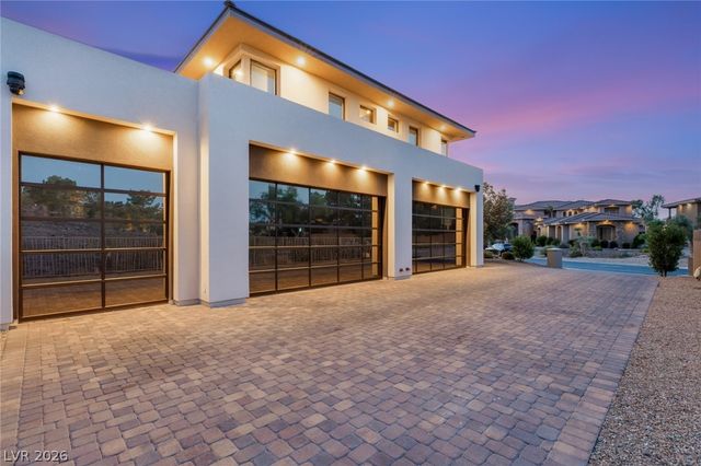 5 Crystal Tree Pass, Henderson, NV 89052