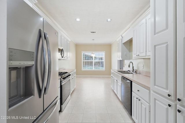 1015 Riverchase North Drive, Brandon, MS 39047