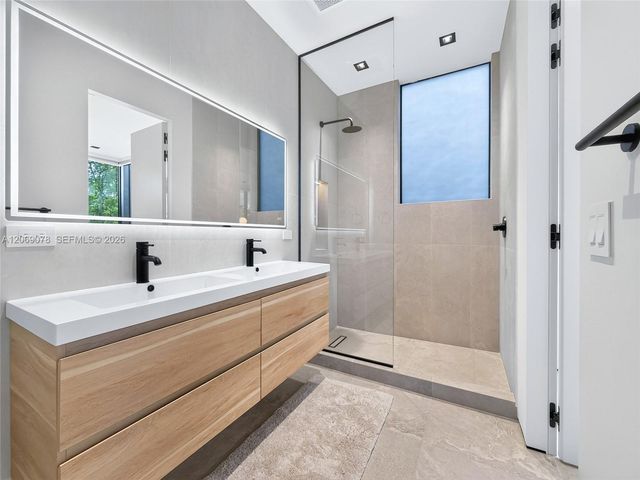 2290 SW 13th Street, Miami, FL 33145