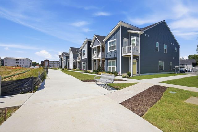 2441 E 17th Street, Chattanooga, TN 37404