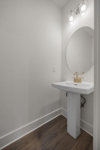 2441 E 17th Street, Chattanooga, TN 37404