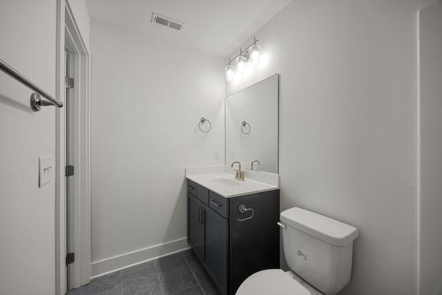 2441 E 17th Street, Chattanooga, TN 37404