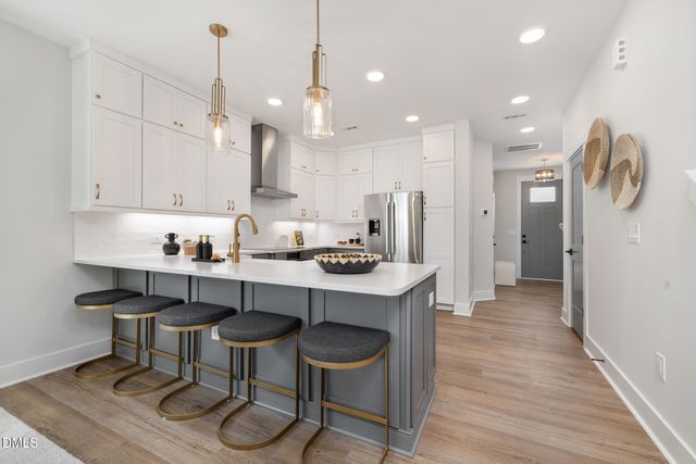 2021 N Salem Street, Apex, NC 27523