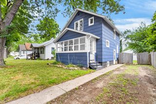 712 Fenimore Avenue, Kalamazoo, MI 49048
