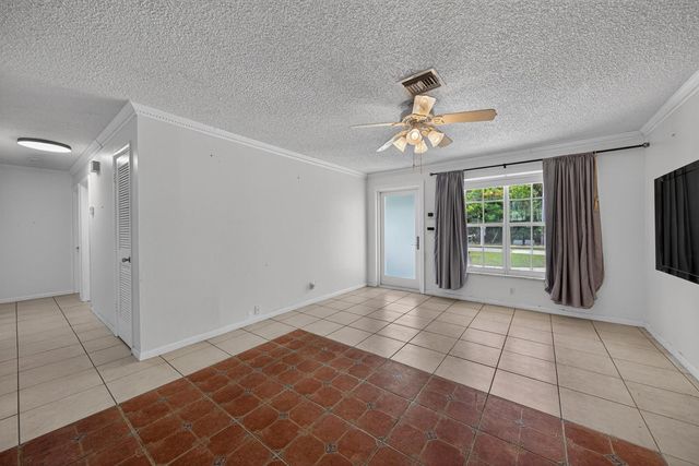 3213 Dover Road, Pompano Beach, FL 33062