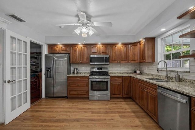 3213 Dover Road, Pompano Beach, FL 33062