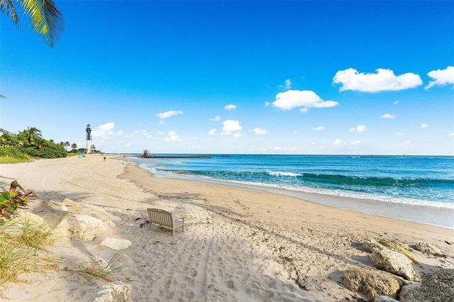 3213 Dover Road, Pompano Beach, FL 33062