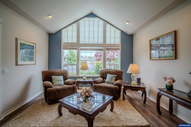 915 Irwin Ct NE, Keizer, OR 97303