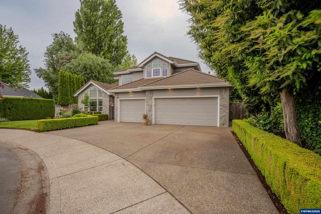 915 Irwin Ct NE, Keizer, OR 97303