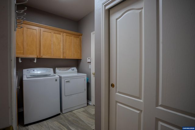 915 Irwin Ct NE, Keizer, OR 97303