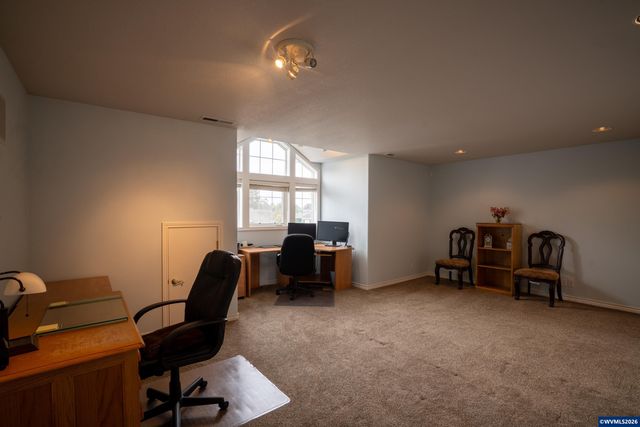 915 Irwin Ct NE, Keizer, OR 97303