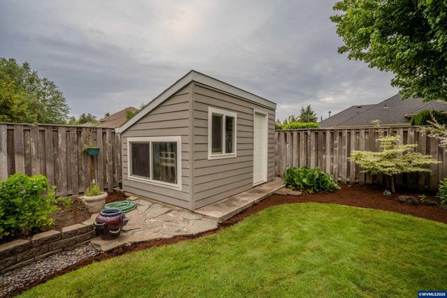 915 Irwin Ct NE, Keizer, OR 97303