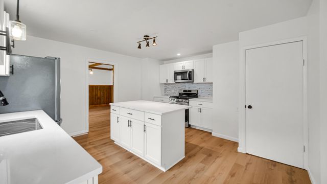 406 D Street, La Porte, IN 46350