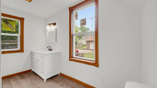 406 D Street, La Porte, IN 46350