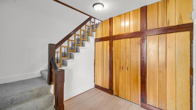 406 D Street, La Porte, IN 46350