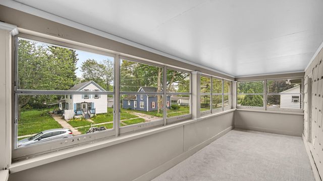 406 D Street, La Porte, IN 46350