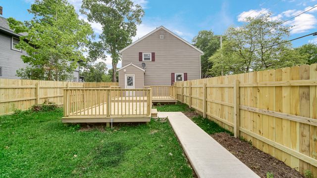 406 D Street, La Porte, IN 46350