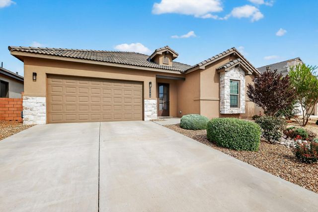 7746 Majesty Court NW, Albuquerque, NM 87107