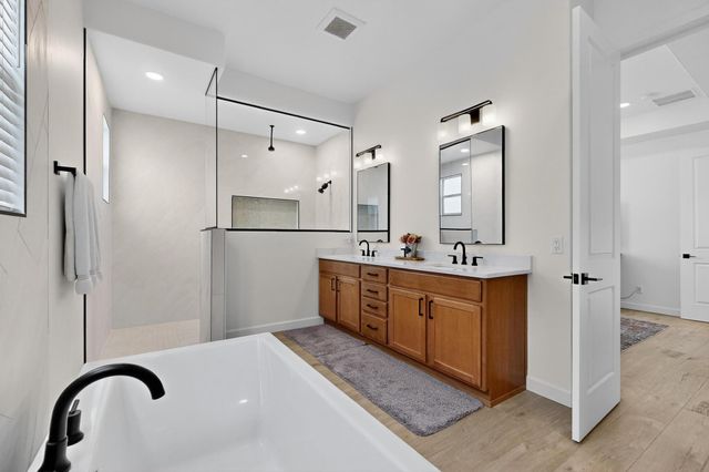 7746 Majesty Court NW, Albuquerque, NM 87107