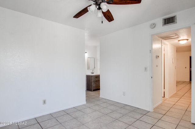 822 S Langley Ave Unit 207, Tucson, AZ 85710