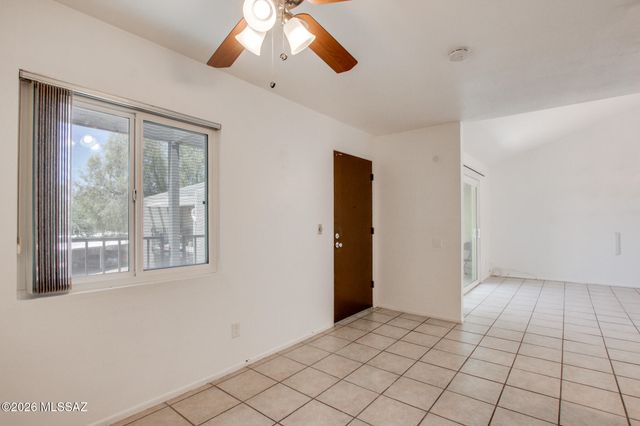 822 S Langley Ave Unit 207, Tucson, AZ 85710