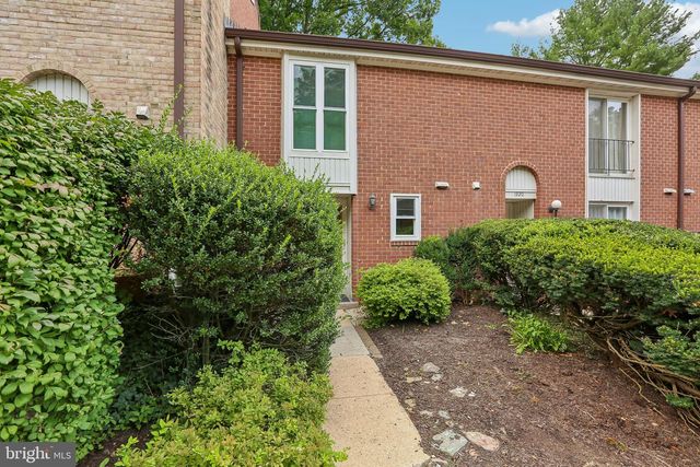 1918 GREENHAVEN DR, Baltimore, MD 21209