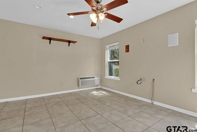216 Treetop Lane, Hideaway, TX 75771