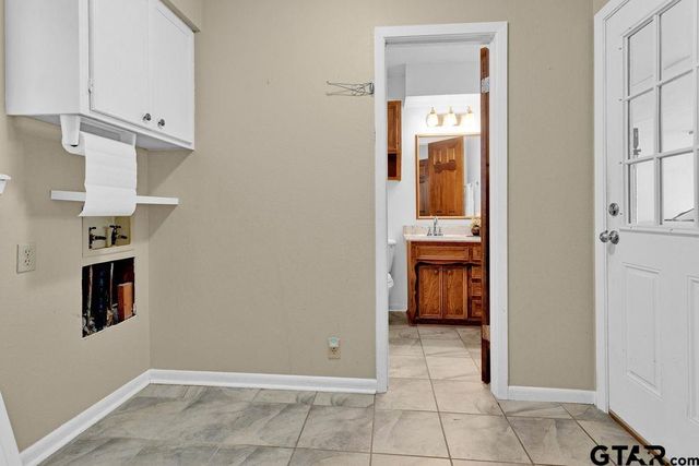 216 Treetop Lane, Hideaway, TX 75771