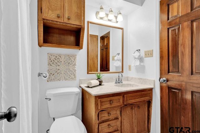 216 Treetop Lane, Hideaway, TX 75771