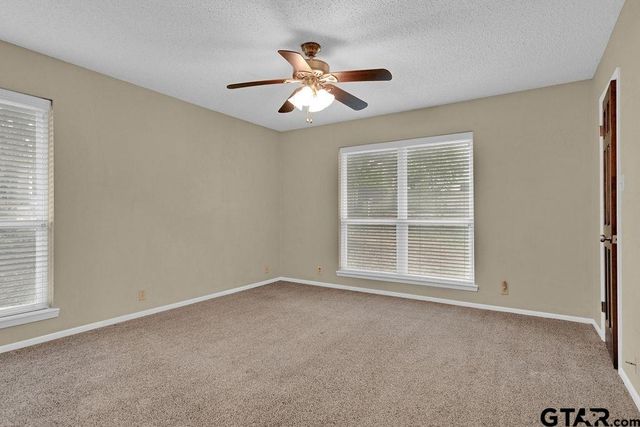216 Treetop Lane, Hideaway, TX 75771