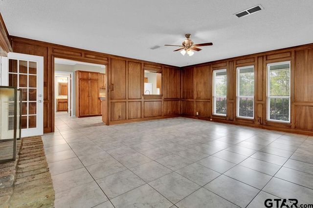 216 Treetop Lane, Hideaway, TX 75771