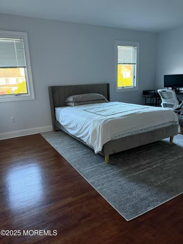 28 Musket Lane, Eatontown, NJ 07724