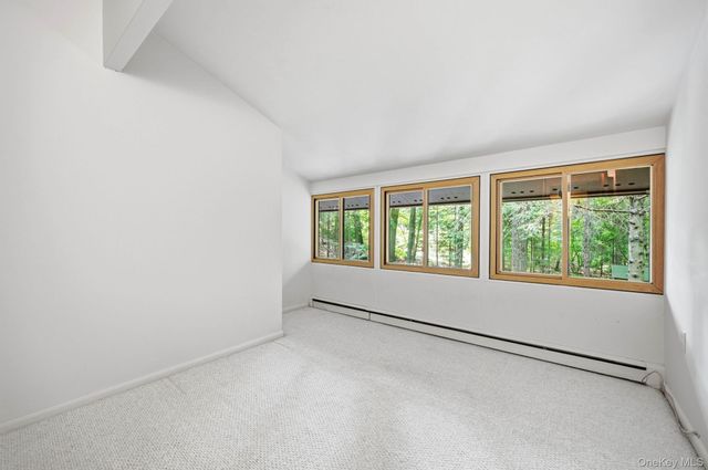 80 Clinton Road, Tuxedo Park, NY 10987