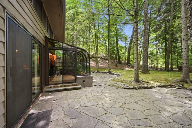80 Clinton Road, Tuxedo Park, NY 10987