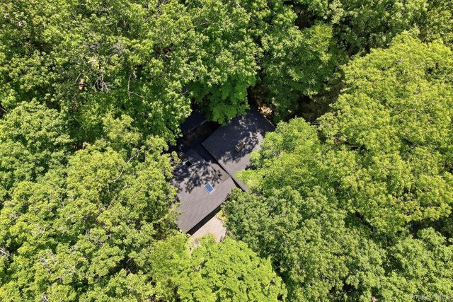80 Clinton Road, Tuxedo Park, NY 10987