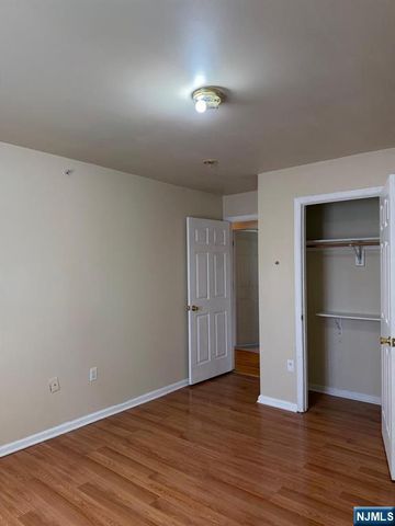 41 3rd Street 2, Newark, NJ 07107