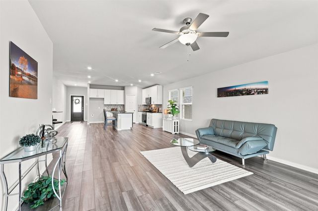 2848 Fox Trail Lane, Fort Worth, TX 76108