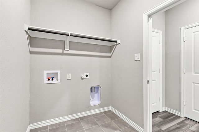 2848 Fox Trail Lane, Fort Worth, TX 76108