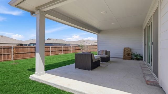 2848 Fox Trail Lane, Fort Worth, TX 76108